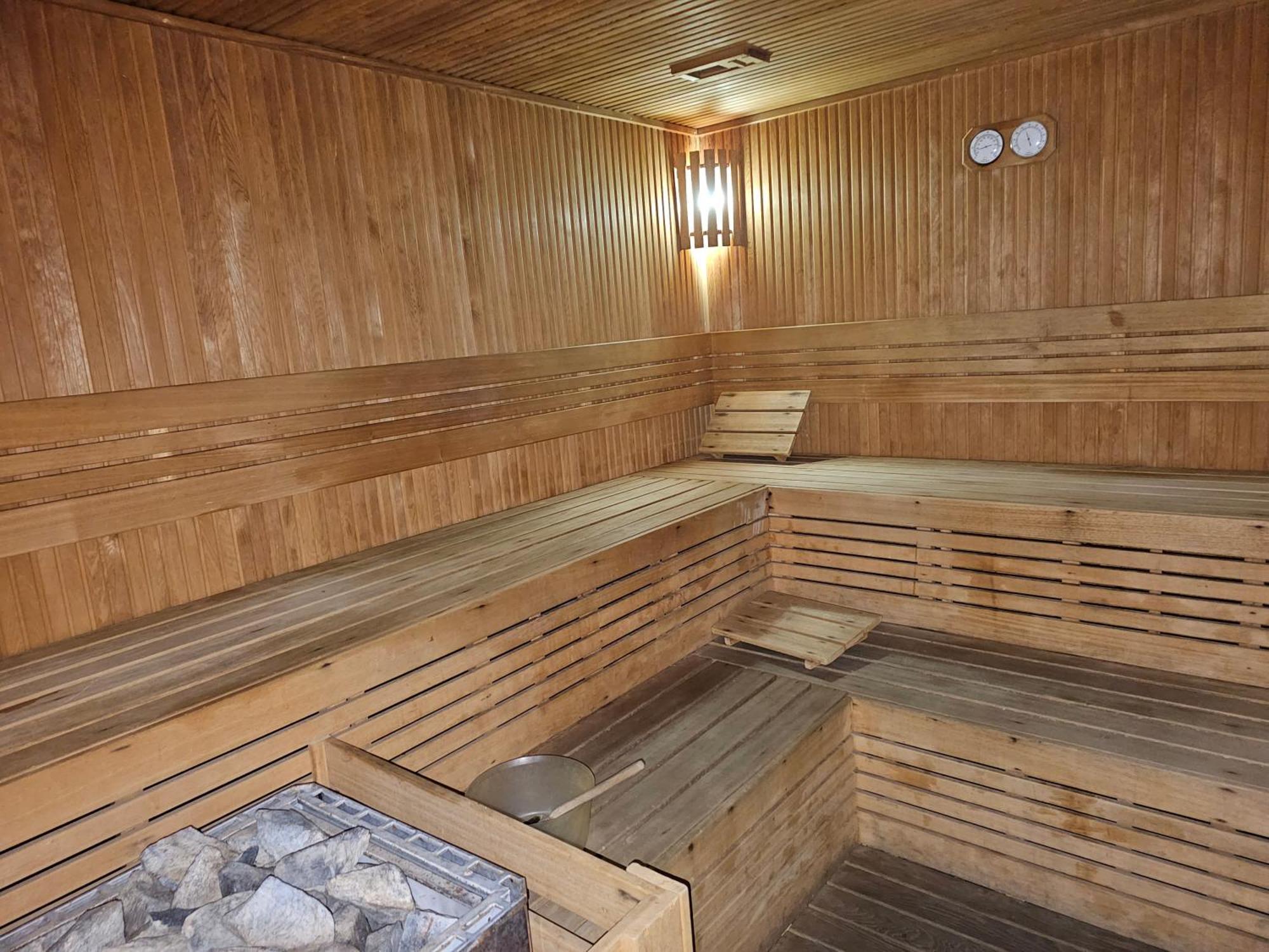 Taksim Perfect Residence, 3 Bedrooms, 140 M2, Pool Gym Sauna Access * Istanboel