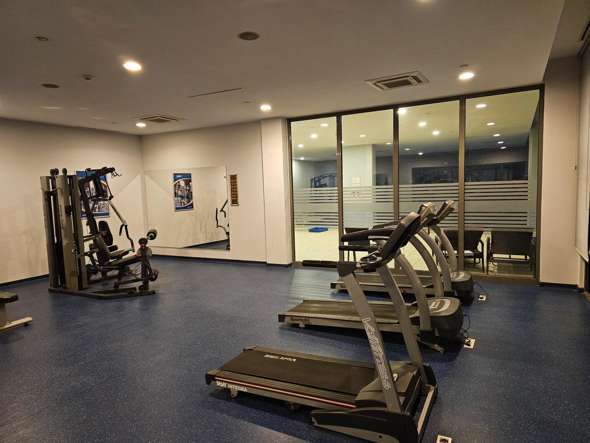 Taksim Perfect Residence, 3 Bedrooms, 140 M2, Pool Gym Sauna Access Appartement