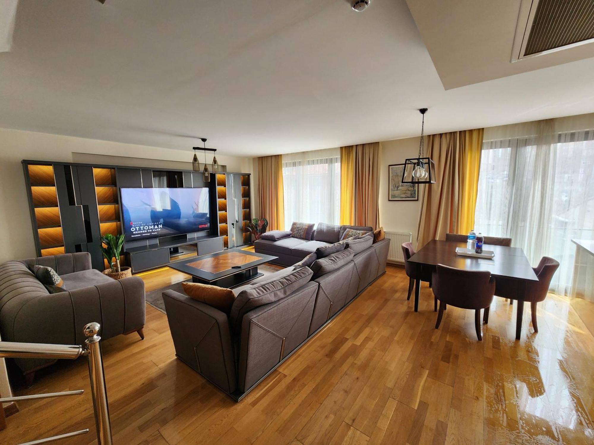 Appartement Taksim Perfect Residence, 3 Bedrooms, 140 M2, Pool Gym Sauna Access